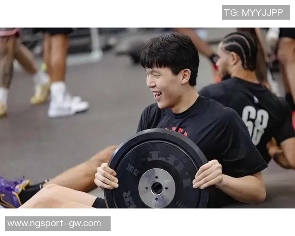 球队重视杨瀚森培养他已不再是短板环节的关键人物 球队重视杨瀚森培养他已不再是短板环节的关键人物