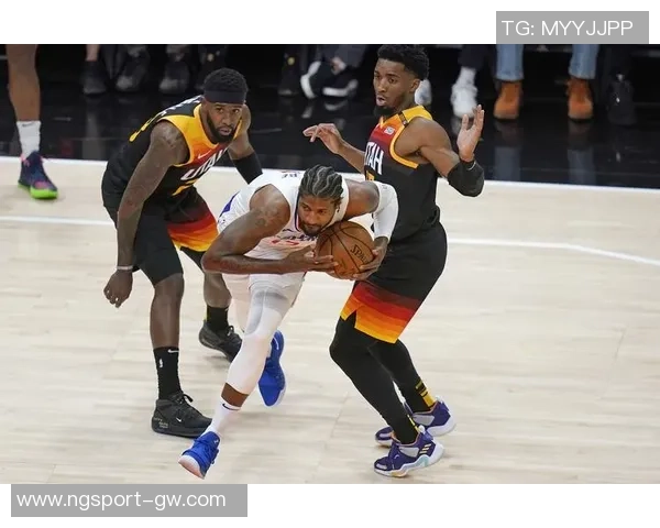 保罗乔治为妻子庆生晒美照35岁依然魅力四射令人羡慕 保罗乔治为妻子庆生晒美照35岁依然魅力四射令人羡慕